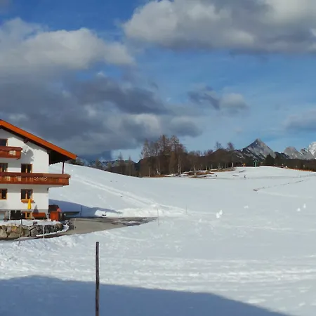 Haus Wiesenruh - Amazing Views & Setting Apartamento Seefeld in Tirol