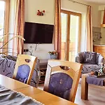 Haus Wiesenruh - Amazing Views & Setting Apartment *